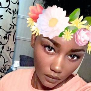 Meet your Posher, Kyla